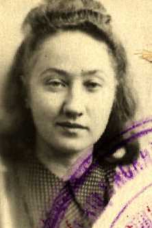 Шарапова (Нозловцева) Аловтина (Алевтина) Афанасьевна