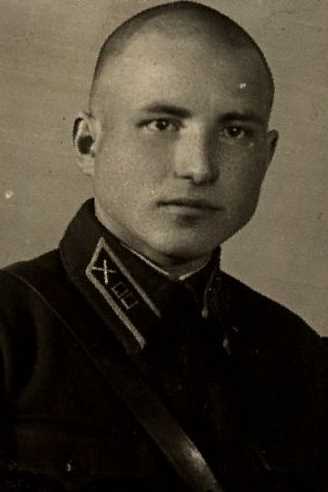 Шахов Леонид Денисович