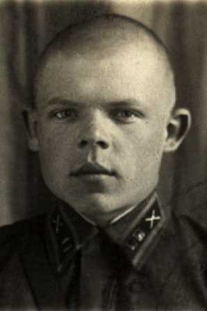 Комаров Дмитрий Васильевич