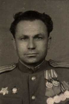 Калиниченко Иван Иванович