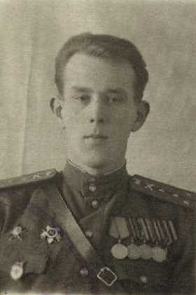 Комаров Иван Николаевич