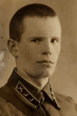 Комиссаров Александр Матвеевич