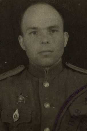 Колесниченко Иван Мефодиевич|Мефодьевич