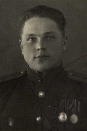 Возжеников Александр Петрович