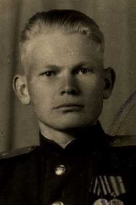 Фролов Петр Васильевич