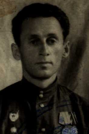 Ловцов|Ловцев|Лавцев Леонид Николаевич