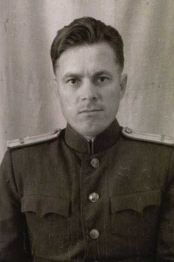 Синельников Петр Степанович