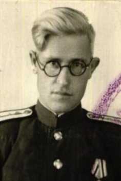 Фирсов Максим Васильевич