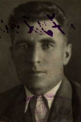 Знова Петр Яковлевич