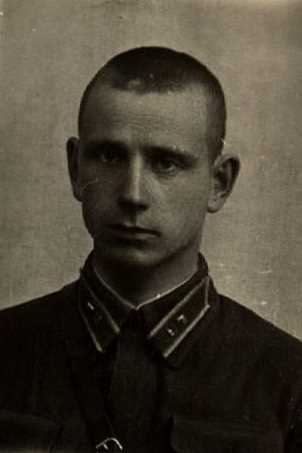 Савинов Павел Максимович