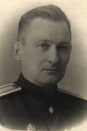 Комаров Виктор Алексеевич