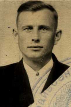 Лахов Сергей Денисович